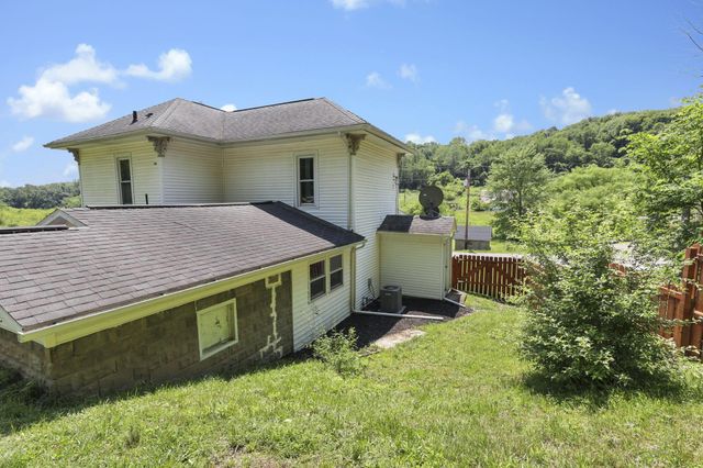 6228 Patton Road NE, Newark, OH 43055