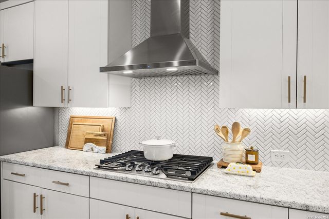 109 Valencia, Boerne, TX 78006