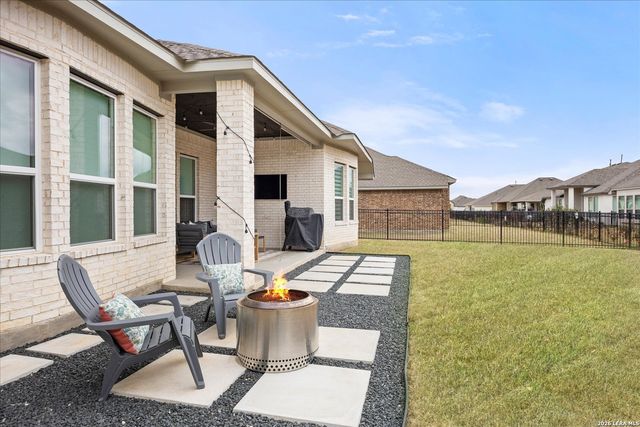 109 Valencia, Boerne, TX 78006