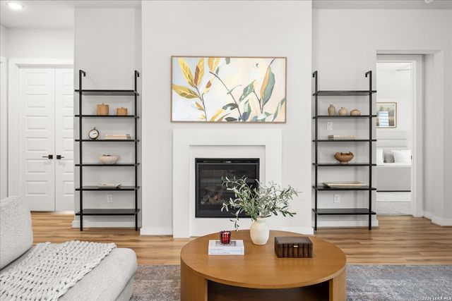 109 Valencia, Boerne, TX 78006