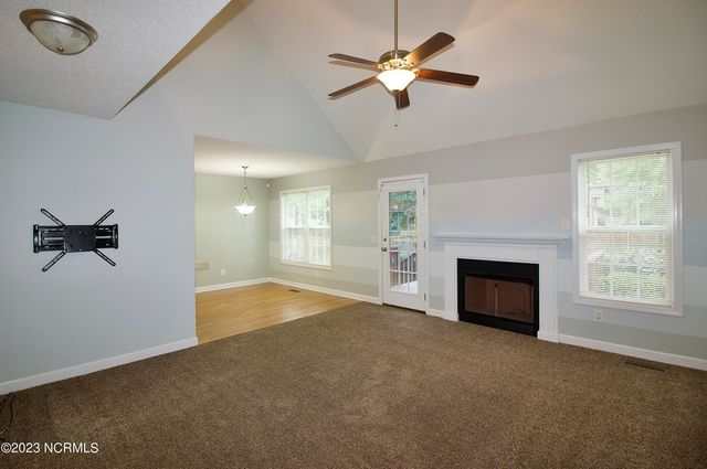 129 Lori Lane, Aberdeen, NC 28315