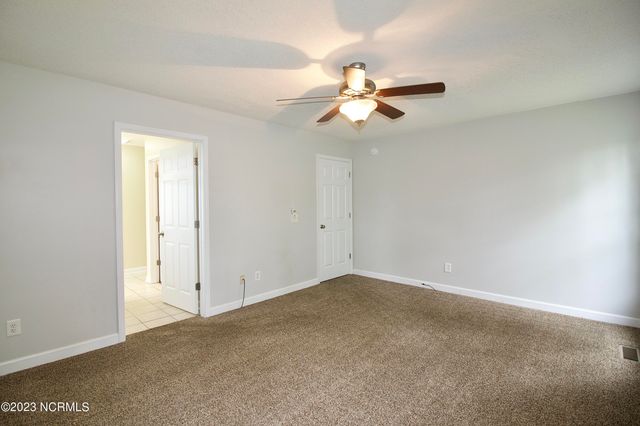 129 Lori Lane, Aberdeen, NC 28315