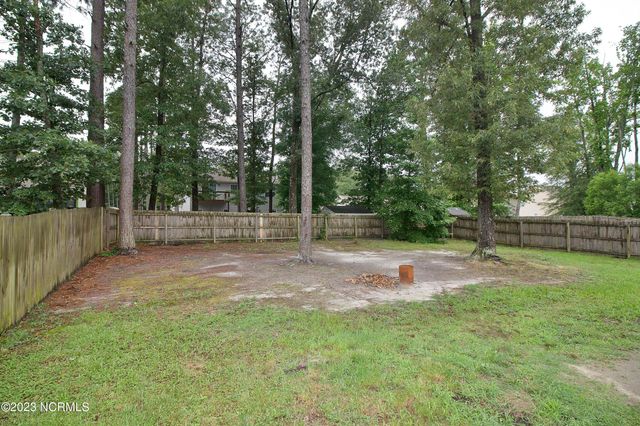 129 Lori Lane, Aberdeen, NC 28315