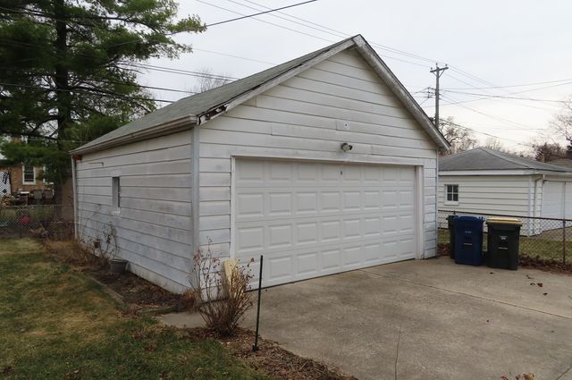 1710 N 73rd Court, Elmwood Park, IL 60707