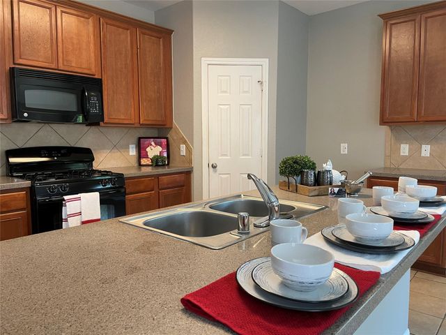 5426 Rio Drive, Baytown, TX 77521