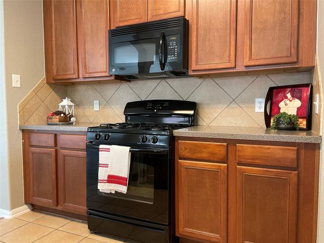 5426 Rio Drive, Baytown, TX 77521