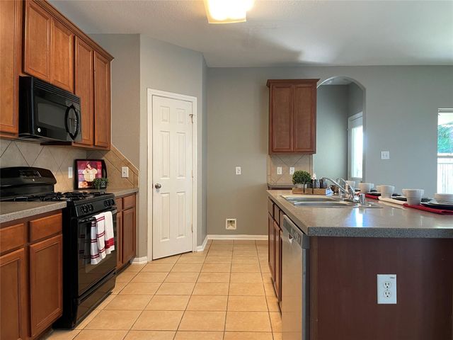 5426 Rio Drive, Baytown, TX 77521