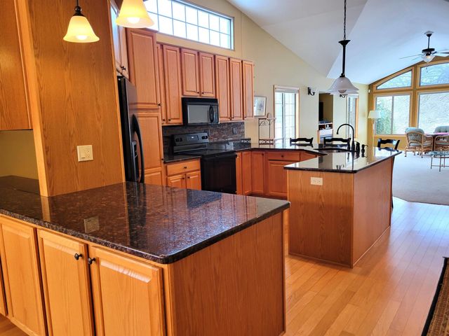 5974 Lexie Lane, Bay City, MI 48706