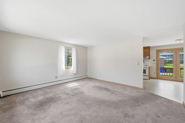 41 Woodgate Court, Manchester, NH 03103