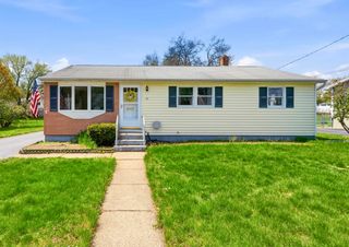 41 Woodgate Court, Manchester, NH 03103