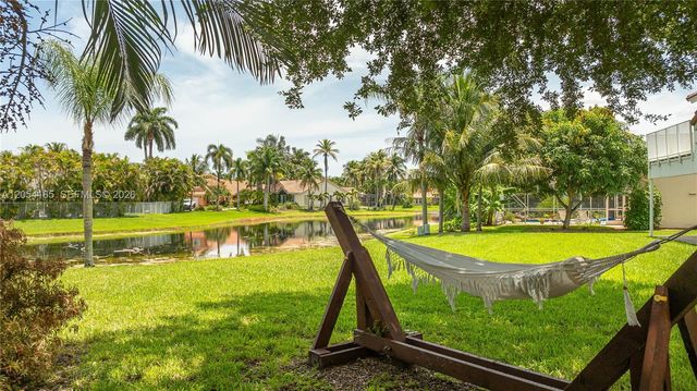 524 Water Point, Weston, FL 33326