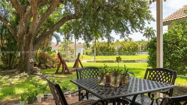 524 Water Point, Weston, FL 33326