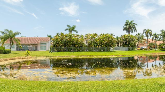 524 Water Point, Weston, FL 33326