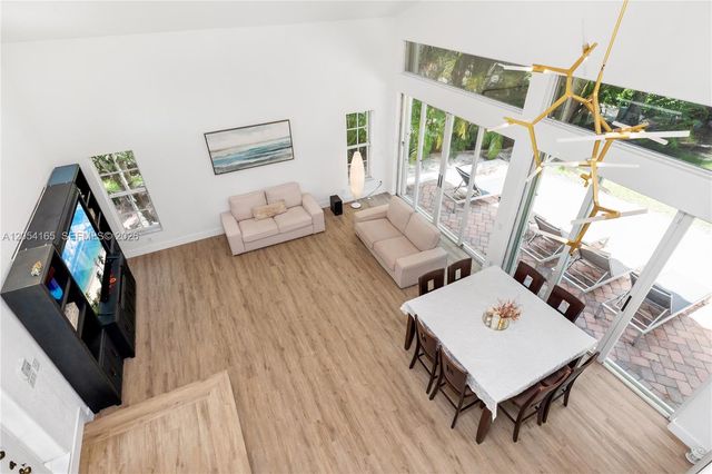 524 Water Point, Weston, FL 33326