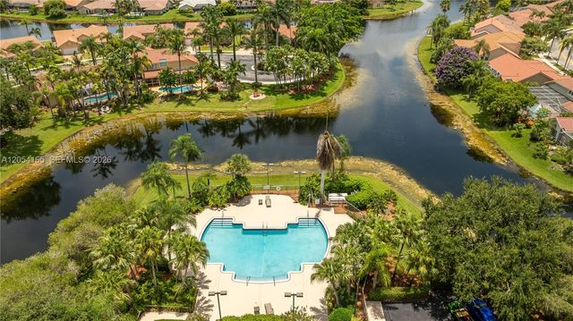 524 Water Point, Weston, FL 33326