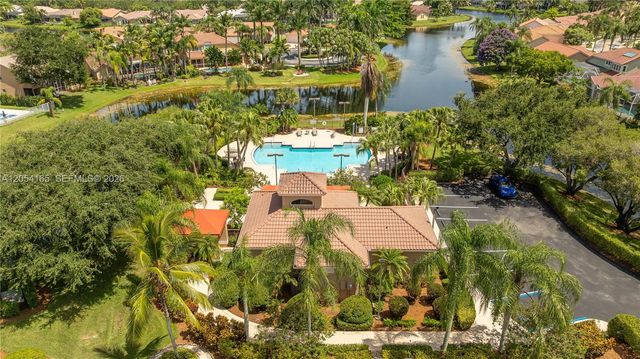524 Water Point, Weston, FL 33326