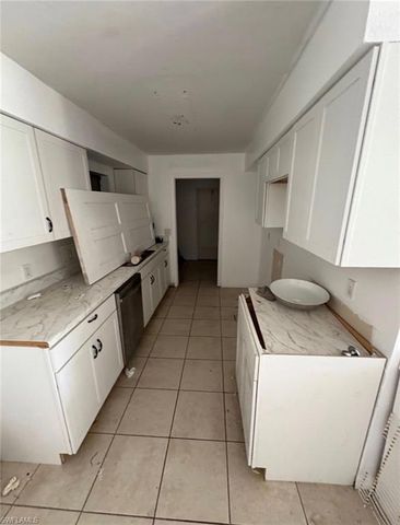 2656 Dr Ella Piper WAY, Fort Myers, FL 33916