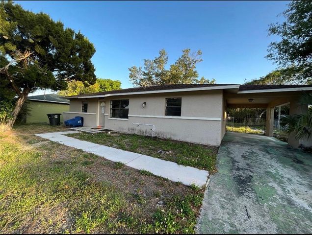 2656 Dr Ella Piper WAY, Fort Myers, FL 33916