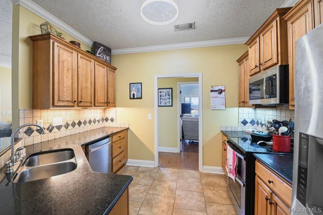 90 ANNA GRACE Lane, Wetumpka, AL 36092
