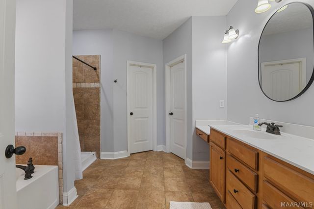 90 ANNA GRACE Lane, Wetumpka, AL 36092