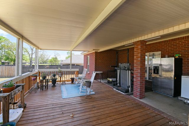 90 ANNA GRACE Lane, Wetumpka, AL 36092