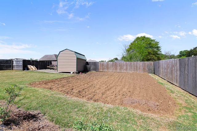 90 ANNA GRACE Lane, Wetumpka, AL 36092