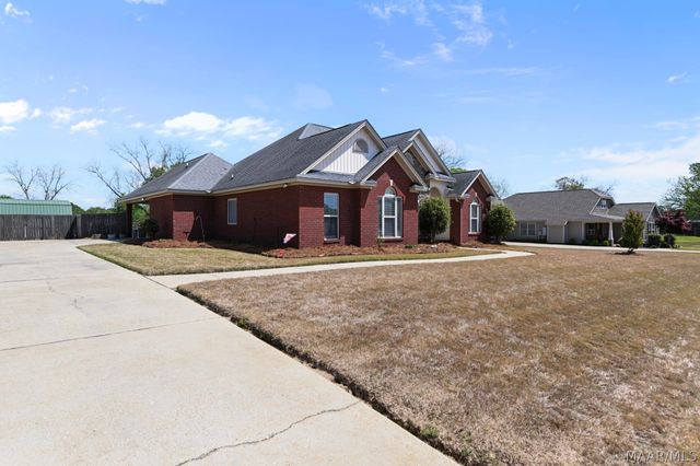 90 ANNA GRACE Lane, Wetumpka, AL 36092