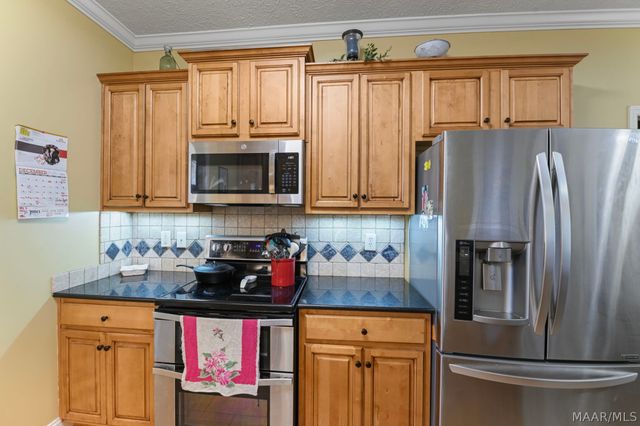 90 ANNA GRACE Lane, Wetumpka, AL 36092