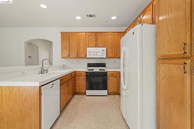 368 St Claire Ter, Brentwood, CA 94513