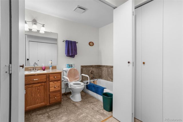 1100 N Taft Ave 27, Loveland, CO 80537