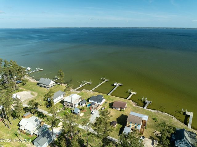 71 Service Street, Aurora, NC 27806