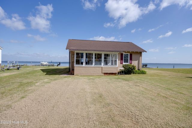 71 Service Street, Aurora, NC 27806