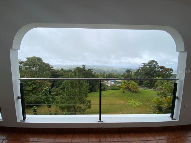 CARR 1 K48 H1 INT BO BEATRIZ LAS PIÑAS, Caguas, PR 00725