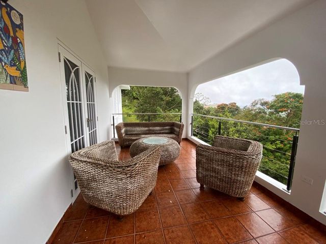 CARR 1 K48 H1 INT BO BEATRIZ LAS PIÑAS, Caguas, PR 00725