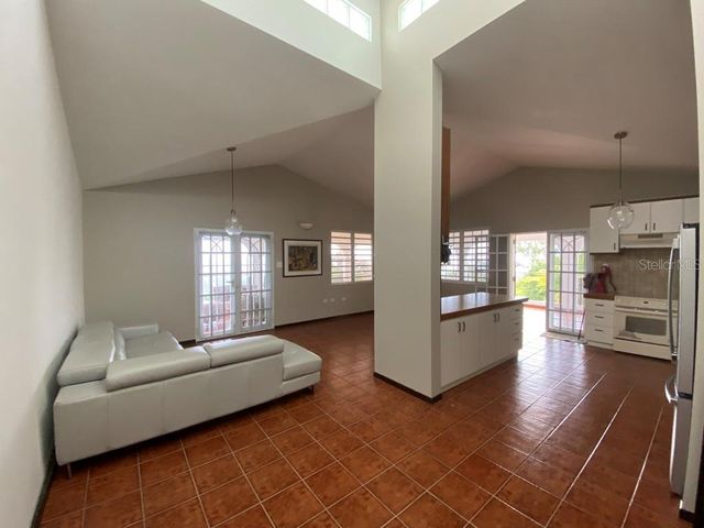 CARR 1 K48 H1 INT BO BEATRIZ LAS PIÑAS, Caguas, PR 00725