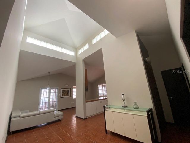 CARR 1 K48 H1 INT BO BEATRIZ LAS PIÑAS, Caguas, PR 00725