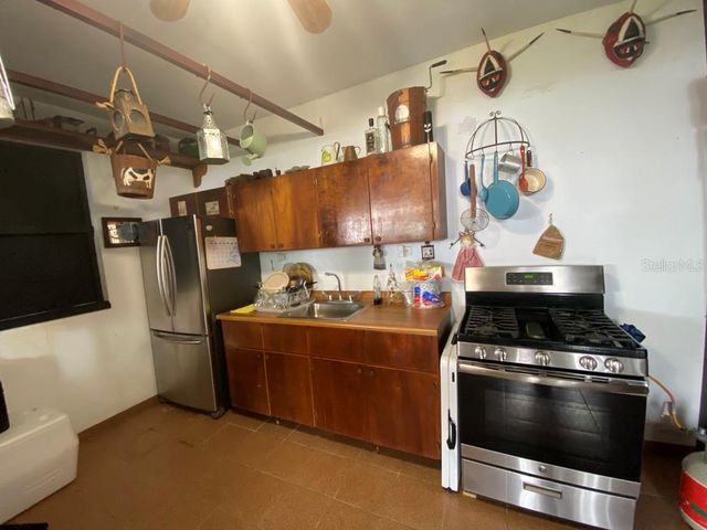 CARR 1 K48 H1 INT BO BEATRIZ LAS PIÑAS, Caguas, PR 00725