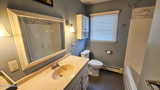 213 8th Street, Barnegat, NJ 08005