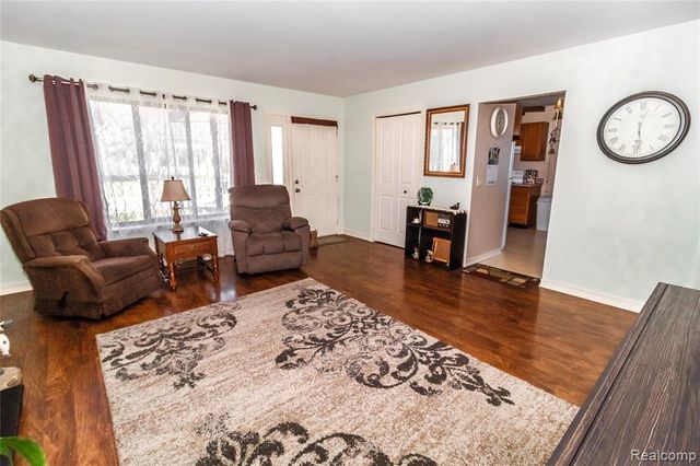 230 E Oregon Street, Lapeer, MI 48446