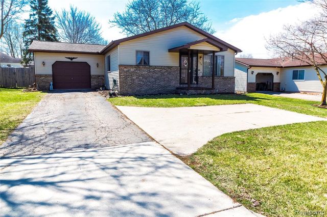 230 E Oregon Street, Lapeer, MI 48446