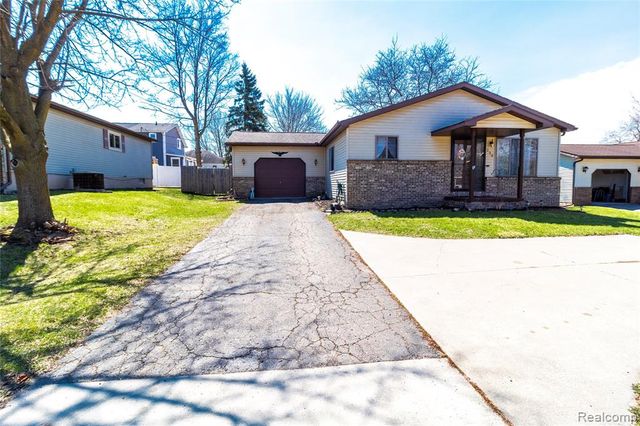 230 E Oregon Street, Lapeer, MI 48446