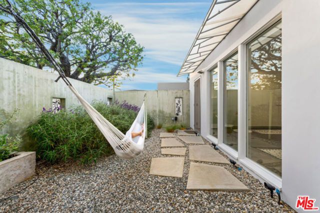 18105 Sandy Cape Drive, Malibu, CA 90265