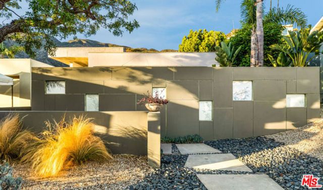 18105 Sandy Cape Drive, Malibu, CA 90265