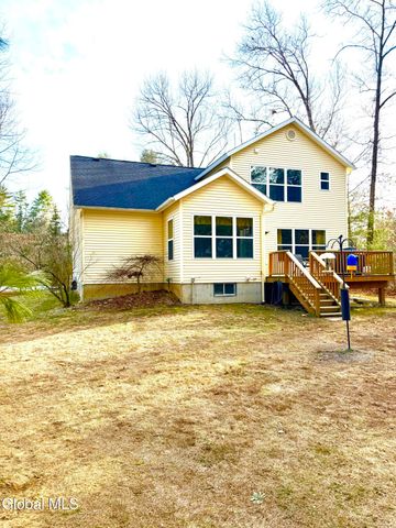 8 Stafford Way, Northumberland, NY 12831