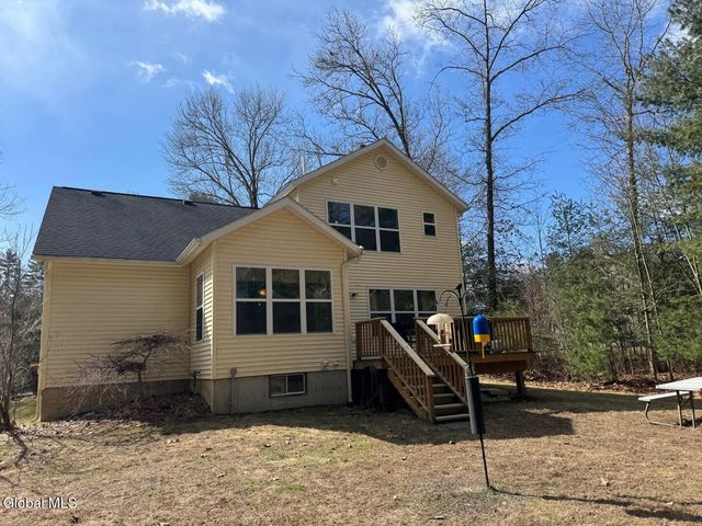 8 Stafford Way, Northumberland, NY 12831