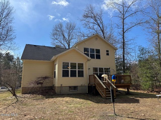 8 Stafford Way, Northumberland, NY 12831