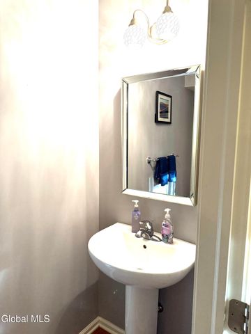 8 Stafford Way, Northumberland, NY 12831