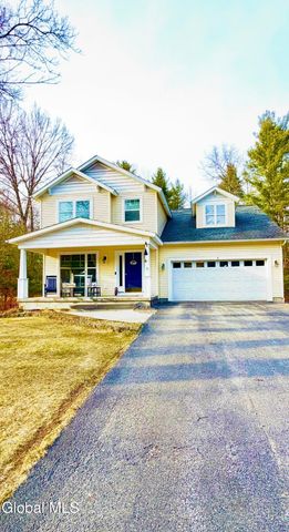8 Stafford Way, Northumberland, NY 12831