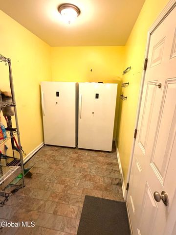 8 Stafford Way, Northumberland, NY 12831