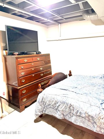 8 Stafford Way, Northumberland, NY 12831